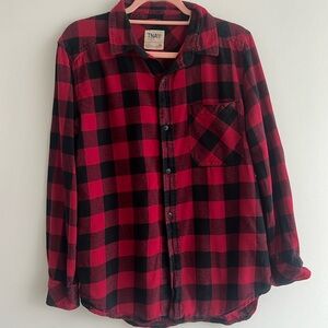 Classic TNA red and black flannel shirt